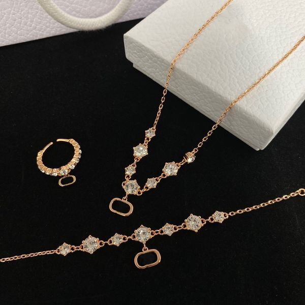 2022 set fashion stud necklace bracelet ring letter personality ladies wedding party designer jewelry, Golden;silver
2022 set fashion stud necklace bracelet ring letter personality ladies wedding party designer jewelry, Golden;silver