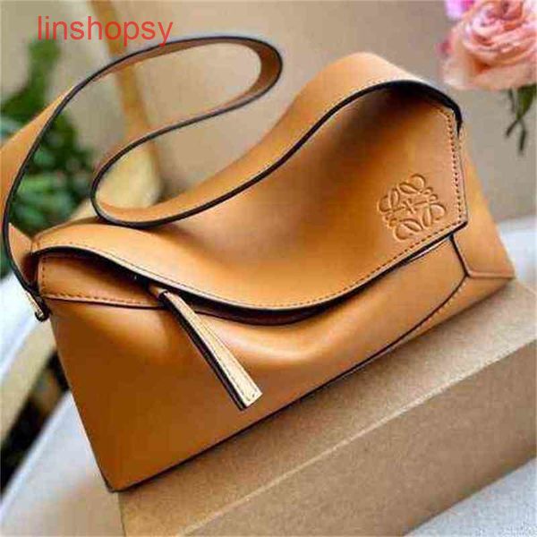 classic women loewss's handbags geometric armpit bag leather versatile fashion
classic women loewss's handbags geometric armpit bag leather versatile fashion