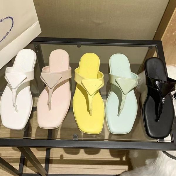 fashion slippers luxury designer sandals flat rubber women beach shoes thick bottom non-slip letters open toe square toe leather candy 35-40, Black
fashion slippers luxury designer sandals flat rubber women beach shoes thick bottom non-slip letters open toe square toe leather candy 35-40, Black