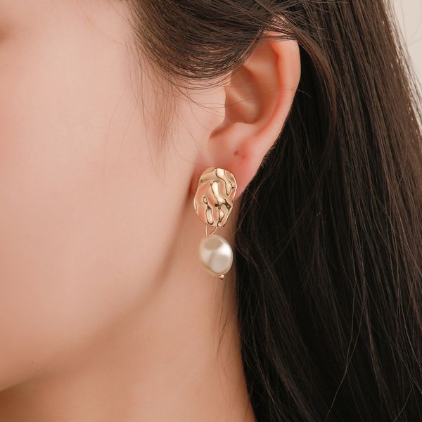 irregular pleated pearl dangle earrings european women tassel alloy drop earring party banquet gift dress ear stud jewelry european accessor, Silver
irregular pleated pearl dangle earrings european women tassel alloy drop earring party banquet gift dress ear stud jewelry european accessor, Silver