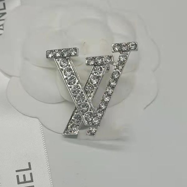 wholesale brand designer letters pins brooch fashion famous double letter tassel pearl luxury couples individuality rhinestone suit pin jewe, Gray
wholesale brand designer letters pins brooch fashion famous double letter tassel pearl luxury couples individuality rhinestone suit pin jewe, Gray