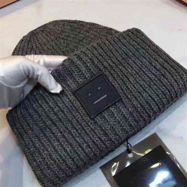 winter hats for women blended knit wool smiling face couple cap lady thread knitted beanie chapeau femme247p
winter hats for women blended knit wool smiling face couple cap lady thread knitted beanie chapeau femme247p