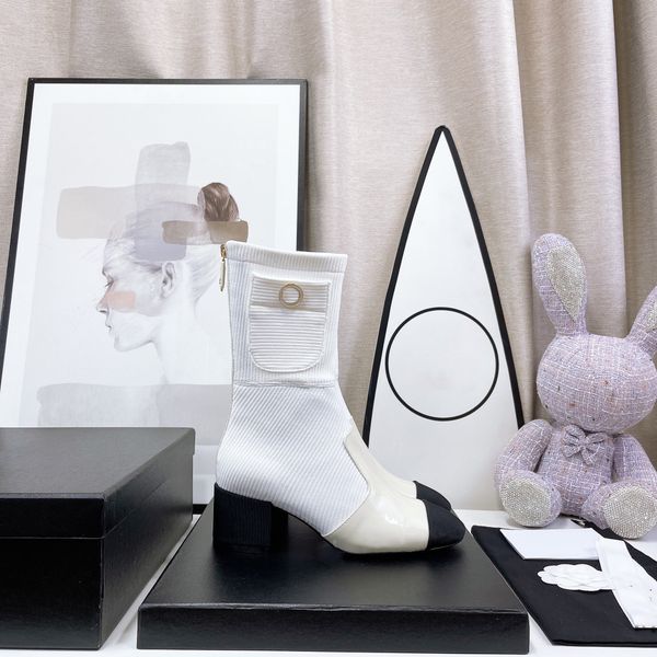 2022 new middle heel boots coat of paint autumn winter luxury senior elegant feminine euro 34-41 us 4-10, Black
2022 new middle heel boots coat of paint autumn winter luxury senior elegant feminine euro 34-41 us 4-10, Black