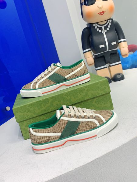 tennis 1977 luxurys shoes womens shoe green and red web stripe rubber sole stretch cotton low mens snea, Black
tennis 1977 luxurys shoes womens shoe green and red web stripe rubber sole stretch cotton low mens snea, Black