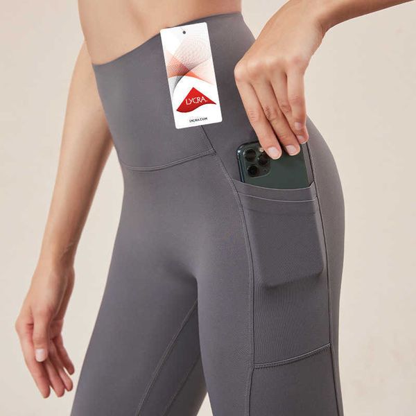 2022 high waist seamless leggings tight nude peach hip lift fitness sports yoga pants, Black
2022 high waist seamless leggings tight nude peach hip lift fitness sports yoga pants, Black