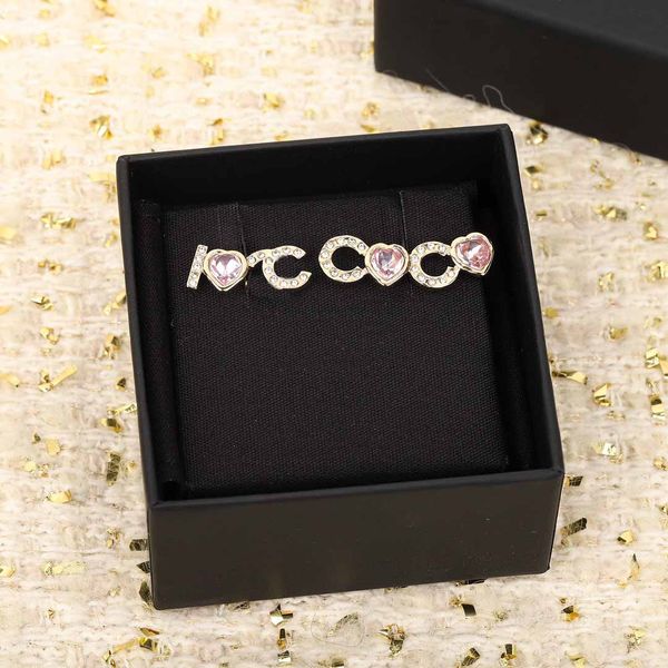 2022 charm words design stud earring and heart shape in 18k gold plated have stamp box ps7109a, Golden
2022 charm words design stud earring and heart shape in 18k gold plated have stamp box ps7109a, Golden