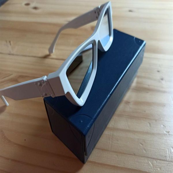 luxury popular designer sunglasses for mens womens full frame flip up cat eye cool goggles uv400 protection sunglaess294g, White;black
luxury popular designer sunglasses for mens womens full frame flip up cat eye cool goggles uv400 protection sunglaess294g, White;black