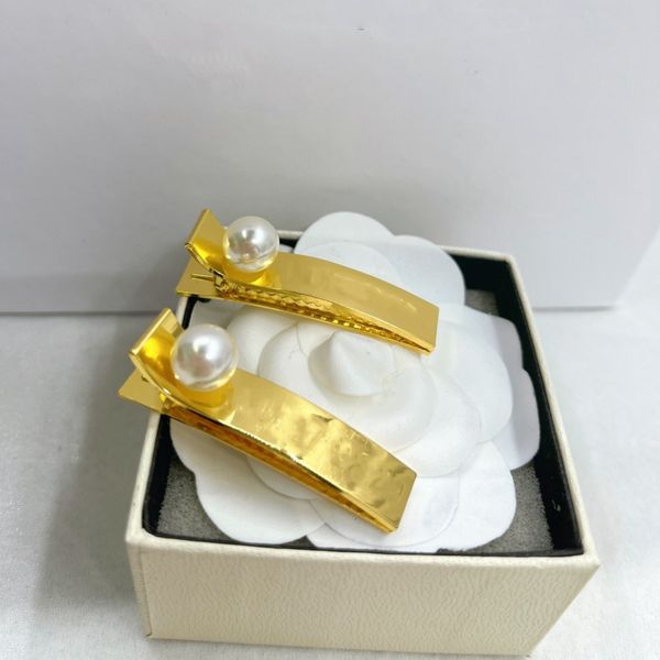 10%off brand light luxury hair pins niche fashion metal hollow letters sides clip net red with the same duckbill clip side bangs jp5689, Black;brown
10%off brand light luxury hair pins niche fashion metal hollow letters sides clip net red with the same duckbill clip side bangs jp5689, Black;brown