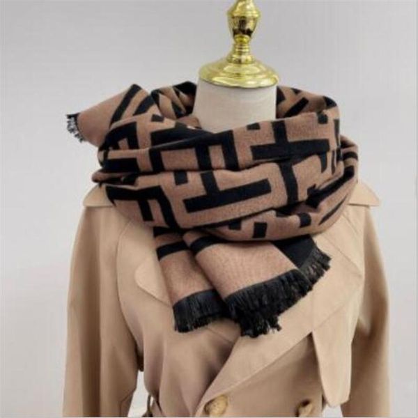 2022 new classic fashion winter scarf long cashmere retro letters neck thickening warm shawl 180 70 cm229s, Blue;gray
2022 new classic fashion winter scarf long cashmere retro letters neck thickening warm shawl 180 70 cm229s, Blue;gray