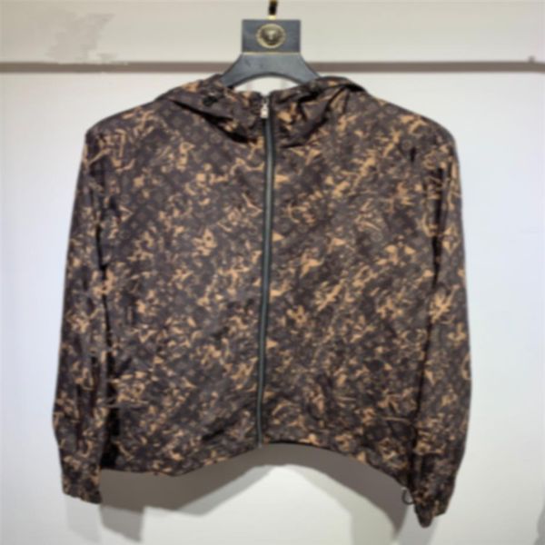 21ss man luxury designers jackets letter jacquard clothes stand collar mens coats outerwear hooded men clothing cotton287q, Black;brown
21ss man luxury designers jackets letter jacquard clothes stand collar mens coats outerwear hooded men clothing cotton287q, Black;brown