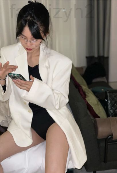 women's suits & blazers designer house 21 autumn new silhouette single breasted wool casual suit coat female ynod, White;black
women's suits & blazers designer house 21 autumn new silhouette single breasted wool casual suit coat female ynod, White;black