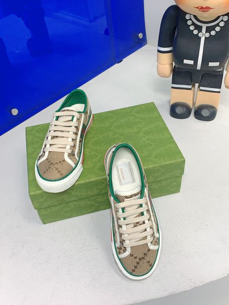 tennis 1977 luxurys shoes womens shoe green and red web stripe rubber sole stretch cotton low mens sn, Black
tennis 1977 luxurys shoes womens shoe green and red web stripe rubber sole stretch cotton low mens sn, Black