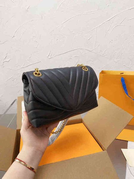 evening bags shoulder bag designer handbag tote leather shopping metal chain crossbody designer messenger lady wallet 1027
evening bags shoulder bag designer handbag tote leather shopping metal chain crossbody designer messenger lady wallet 1027