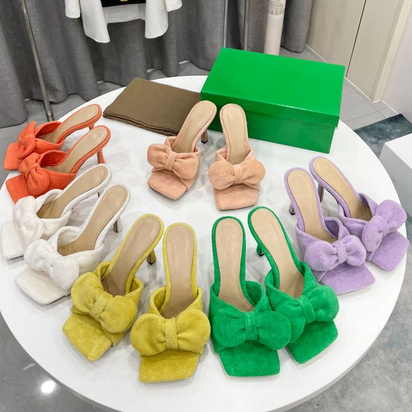 sandals 2022 women lido designer sandals square mules suede bowknot sandal ladies wedding high heels dress shoes size 35-42, Black
sandals 2022 women lido designer sandals square mules suede bowknot sandal ladies wedding high heels dress shoes size 35-42, Black
