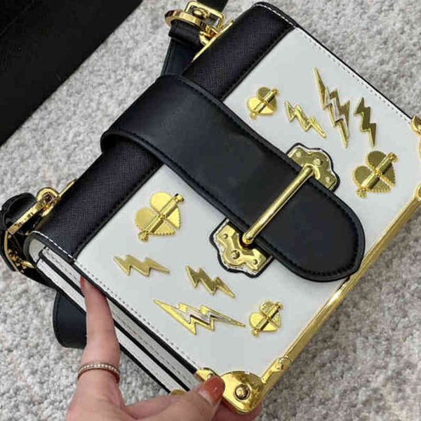 shoulder bags shoulder messenger bag tote classic flap crossbody wallet desginer handbags purse adjustable luxury strap 220408
shoulder bags shoulder messenger bag tote classic flap crossbody wallet desginer handbags purse adjustable luxury strap 220408