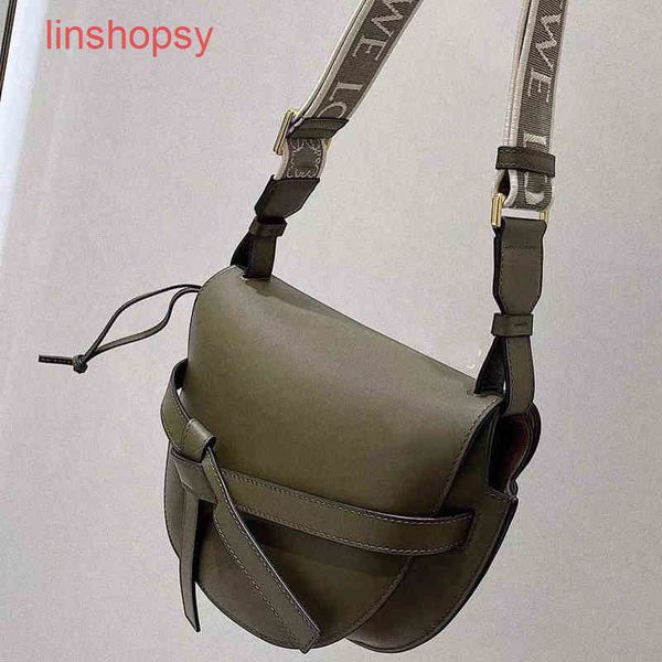 luxury women loews bags popular bow saddle calfskin small single shoulder mess
luxury women loews bags popular bow saddle calfskin small single shoulder mess
