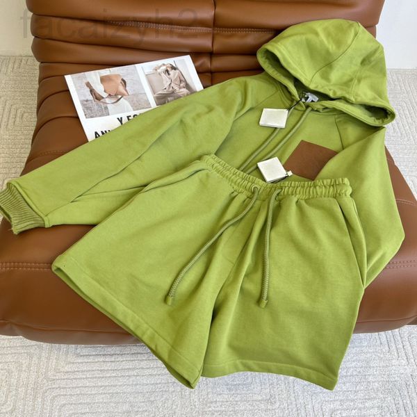 women's tracksuits designer shenzhen nanyou high-end women's wear tang wei star's same butter green hooded short sweater shor, Gray
women's tracksuits designer shenzhen nanyou high-end women's wear tang wei star's same butter green hooded short sweater shor, Gray
