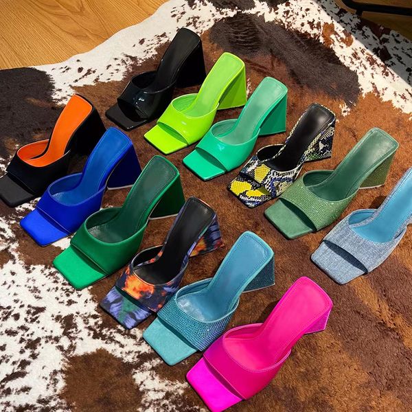 designer women's slippers satin lacquer leather snake pattern rhinestone thick heels comfortable fashion square 10cm sandals banquet pa, Black
designer women's slippers satin lacquer leather snake pattern rhinestone thick heels comfortable fashion square 10cm sandals banquet pa, Black