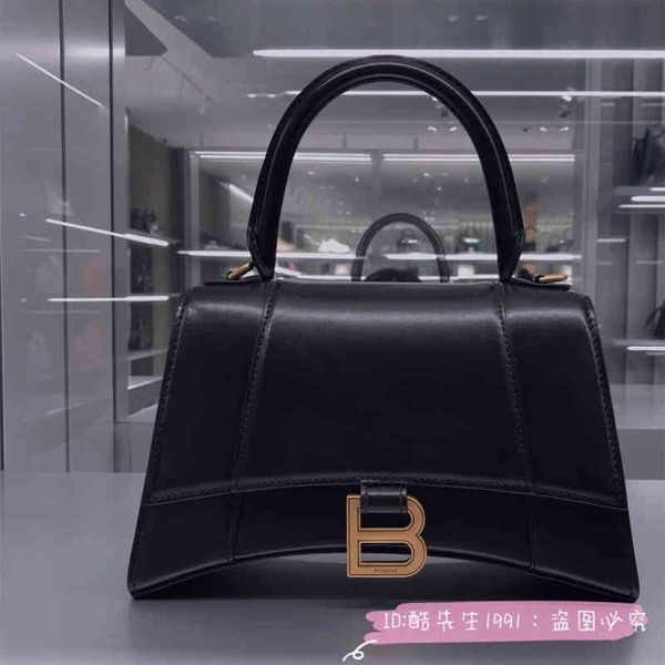 bag 2022 designer bag crocodile hourglass bag leather handbag fashion versatile messenger handbag one shoulder makeup women's handbag p
bag 2022 designer bag crocodile hourglass bag leather handbag fashion versatile messenger handbag one shoulder makeup women's handbag p