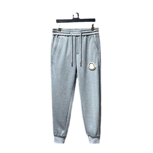 2022 autumn mens cargo pants new grey fashion fit small foot casual men's guard pants joggers for men, Black
2022 autumn mens cargo pants new grey fashion fit small foot casual men's guard pants joggers for men, Black