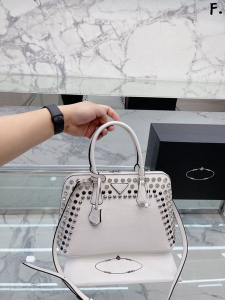 5a satchel handbag totes prad bag with diamond-encrusted shells female designer luxury shoulder bag leather classic brand wholesale
5a satchel handbag totes prad bag with diamond-encrusted shells female designer luxury shoulder bag leather classic brand wholesale
