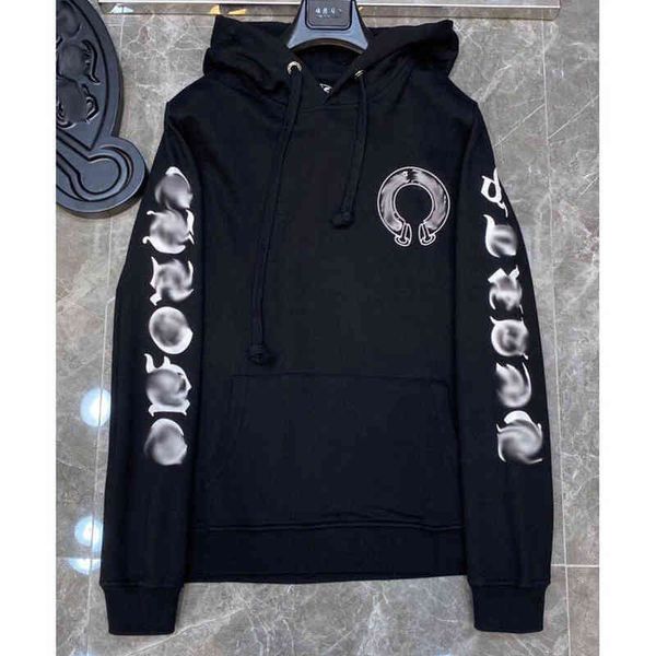 luxury fashion sweatshirts classic ch zipper men loose pullover hooded designer horseshoe sanskrit hoodie sweater n0i6, Black
luxury fashion sweatshirts classic ch zipper men loose pullover hooded designer horseshoe sanskrit hoodie sweater n0i6, Black