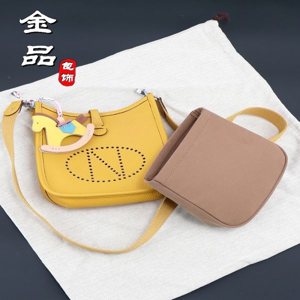 designer luxury women bags kelys herme high version women's fashion trend handbag hand sewn wax thread single shoulder birkins large ca
designer luxury women bags kelys herme high version women's fashion trend handbag hand sewn wax thread single shoulder birkins large ca