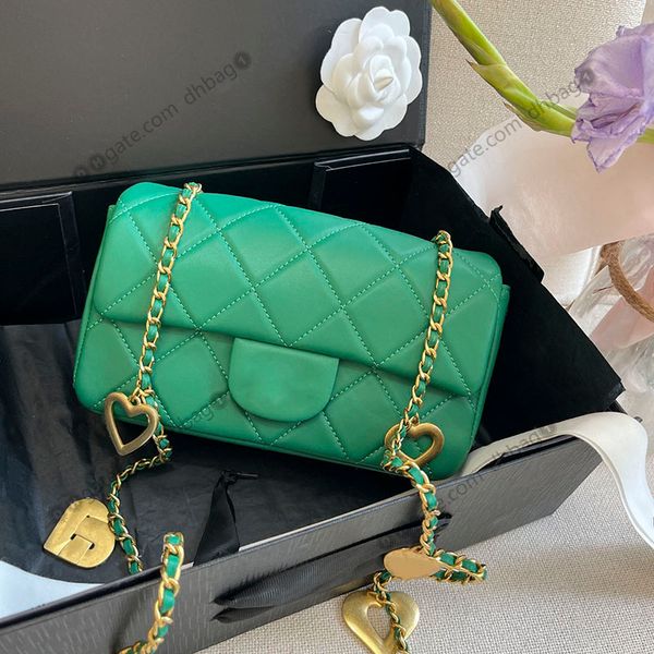 french mini flap womens crossbody bags gold-tone metal hearts pendant chain calfskin designer bag key pouch signature stitching diamond patt
french mini flap womens crossbody bags gold-tone metal hearts pendant chain calfskin designer bag key pouch signature stitching diamond patt