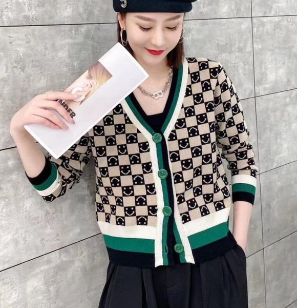 new women cardigan sweater fashion spring knitted long sleeve short coat chic korean slim, White;black
new women cardigan sweater fashion spring knitted long sleeve short coat chic korean slim, White;black