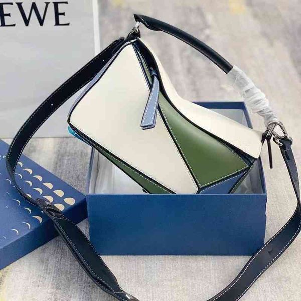 2022 loews leather bags single woman mini bag messenger designer lingge fashio fs2g 
2022 loews leather bags single woman mini bag messenger designer lingge fashio fs2g