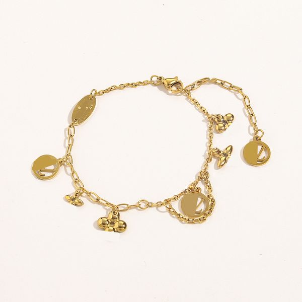 premium charm bracelets designer women clover bracelet luxury jewelry gifts, Golden;silver
premium charm bracelets designer women clover bracelet luxury jewelry gifts, Golden;silver
