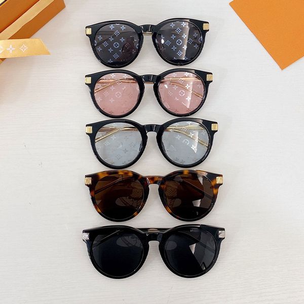 designer men ladies sunglasses 1671 protective glasses fashion new sunglasses with case, White;black
designer men ladies sunglasses 1671 protective glasses fashion new sunglasses with case, White;black