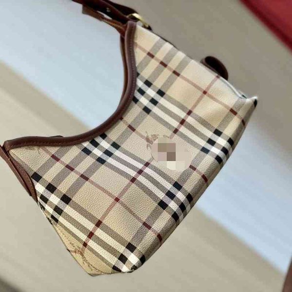 lattice horse classic ladies spring bag burbreryes and war summer versatile underarm dm1b shoulder bags uw19
lattice horse classic ladies spring bag burbreryes and war summer versatile underarm dm1b shoulder bags uw19