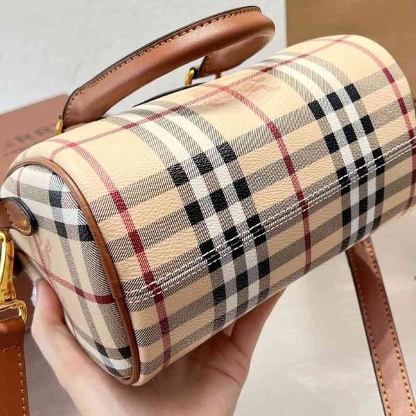 bag burbreryes b-war horse lattice middle ancient boston pillow mini portable single messenger shoulder 6od8
bag burbreryes b-war horse lattice middle ancient boston pillow mini portable single messenger shoulder 6od8