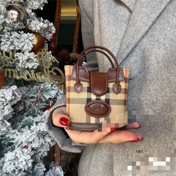 burbrerys crossbody handbags bags burbrery luxuries designers women bag purses totes designer woman handbag shoulder wallets gt98
burbrerys crossbody handbags bags burbrery luxuries designers women bag purses totes designer woman handbag shoulder wallets gt98