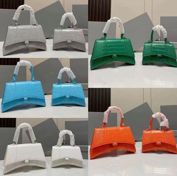 designer handbag wallet shoulder cross bag wallets handbags half moon tramp buckle leather pure crocodile single handle handbags women'
designer handbag wallet shoulder cross bag wallets handbags half moon tramp buckle leather pure crocodile single handle handbags women'