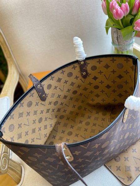 r bag wallet shoulder bag messenger bags men and women backpack coin purse matte leather canvas plaid flower handbags classic letter chain c
r bag wallet shoulder bag messenger bags men and women backpack coin purse matte leather canvas plaid flower handbags classic letter chain c