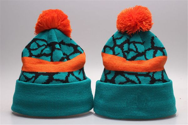 new designer beanie fashion hat caps knitted hat skull winter cashmere letters casual outdoor bonnet knit hats high-quality a-1, Blue;gray
new designer beanie fashion hat caps knitted hat skull winter cashmere letters casual outdoor bonnet knit hats high-quality a-1, Blue;gray