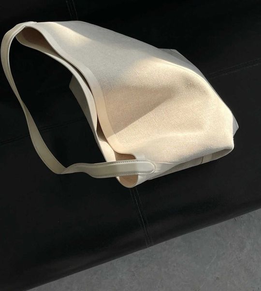 the row bag leather designer bags bag bucket bag ins large capacity canvas shoulder tote shoppingclassic tote bag the row wtas
the row bag leather designer bags bag bucket bag ins large capacity canvas shoulder tote shoppingclassic tote bag the row wtas