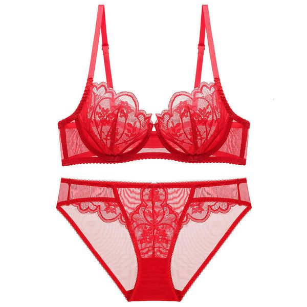 ladies underwear new lace super thin breathable large chest small and bra women's set, Red;black
ladies underwear new lace super thin breathable large chest small and bra women's set, Red;black