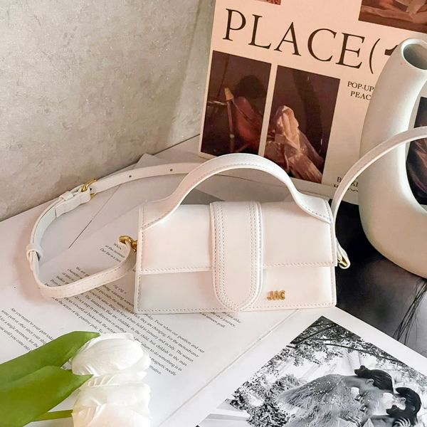 luxury designer envelope baguette shoulder bag jacquem le bambino genuine leather tote womens mens wallets messenger crossbody clutch pochet
luxury designer envelope baguette shoulder bag jacquem le bambino genuine leather tote womens mens wallets messenger crossbody clutch pochet