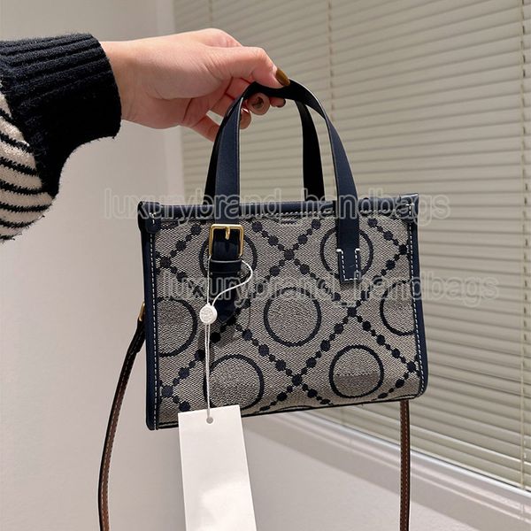 designer bags classic tote bag handbags luxury brand shoulder crossbody bags purse vintage messenger canvas letter printing wallet backpacks
designer bags classic tote bag handbags luxury brand shoulder crossbody bags purse vintage messenger canvas letter printing wallet backpacks