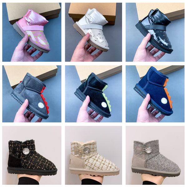 2022 u new classic kids mini platform boots super matte children snow boots suede wool blended comfortable winter designer ankle size 22-35, Black;grey
2022 u new classic kids mini platform boots super matte children snow boots suede wool blended comfortable winter designer ankle size 22-35, Black;grey