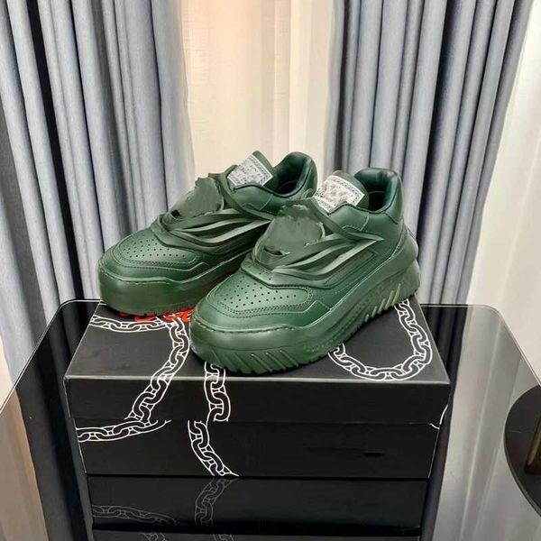 men and women casual shoes luxury design sports shoes couple board shoes 221201, Black
men and women casual shoes luxury design sports shoes couple board shoes 221201, Black