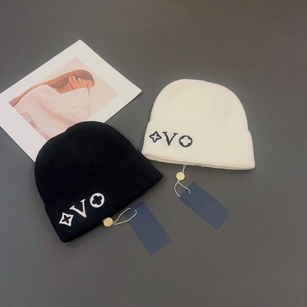 designer autumn winter style beanie hats men and women fashion universal knitted cap autumn wool outdoor warm skull caps gift 2022 aimei, Blue;gray
designer autumn winter style beanie hats men and women fashion universal knitted cap autumn wool outdoor warm skull caps gift 2022 aimei, Blue;gray