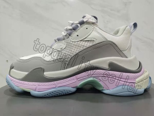 designer luxury brand men women casual shoes track white black gomma leather trainer nylon printed platform fashion sneakers da2z 
designer luxury brand men women casual shoes track white black gomma leather trainer nylon printed platform fashion sneakers da2z