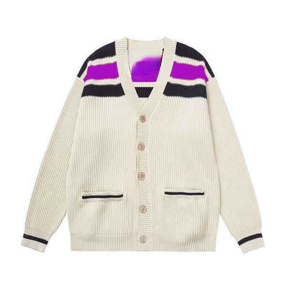 women's sweaters 2022 autumn and winter american style blue and red stripe badge fashion cardigan sweater coat, White;black
women's sweaters 2022 autumn and winter american style blue and red stripe badge fashion cardigan sweater coat, White;black