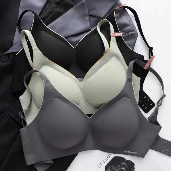 ladies underwear japanese seamless one-piece cup bra thin style one piece seamless steel ring underwear, Red;black
ladies underwear japanese seamless one-piece cup bra thin style one piece seamless steel ring underwear, Red;black