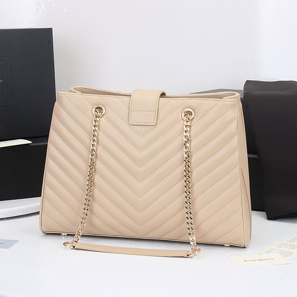 5a quality quilted handbags tote shopping bag genuine leather gold hardware fashion letters bottom nail interior zip pocket women shoulder b
5a quality quilted handbags tote shopping bag genuine leather gold hardware fashion letters bottom nail interior zip pocket women shoulder b