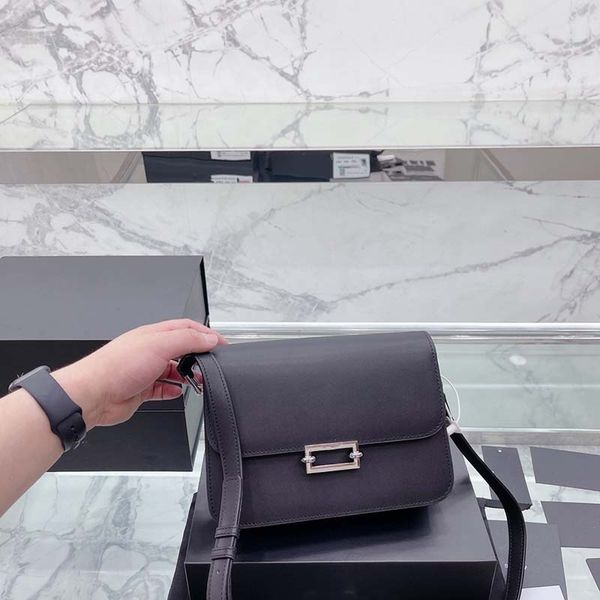 messenger fashion bags thick chain black shopping satchels classic men messengers bag cross body crossbody satchel envelope wallet bottega h
messenger fashion bags thick chain black shopping satchels classic men messengers bag cross body crossbody satchel envelope wallet bottega h